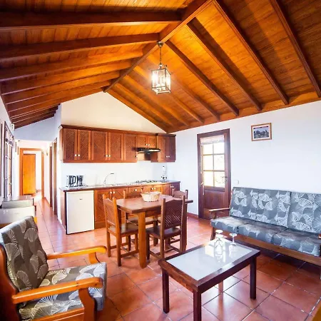 Nice With Fantastic Views Of The Coastline Of Tenerife Feriehus
