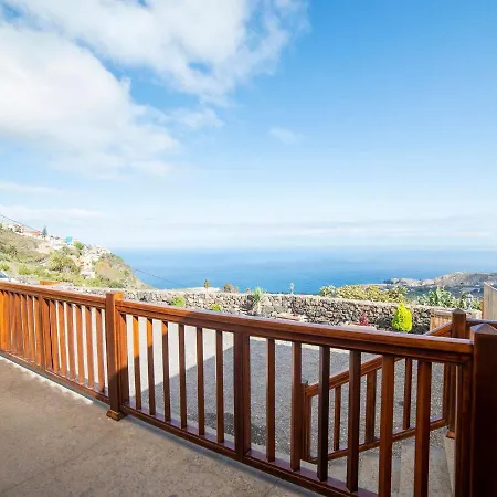 Nice With Fantastic Views Of The Coastline Of Tenerife